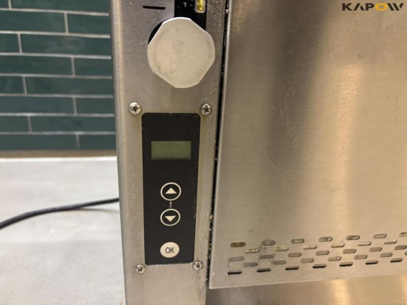 Prince Castle vertical contact toaster 10