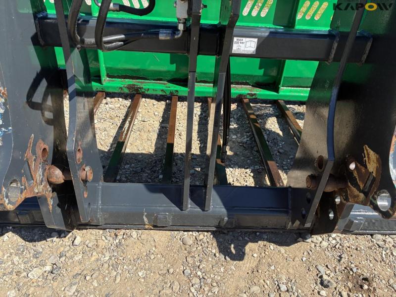 Prodig HX3000 silo grab 9