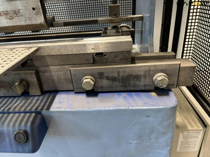 Promecam RC25 edge bender 11