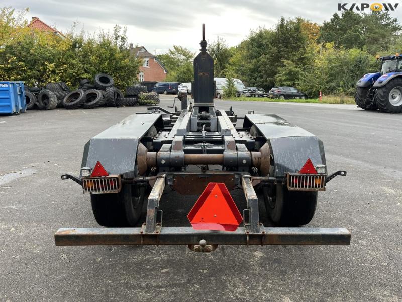 Pronar T185 hook lift truck 6