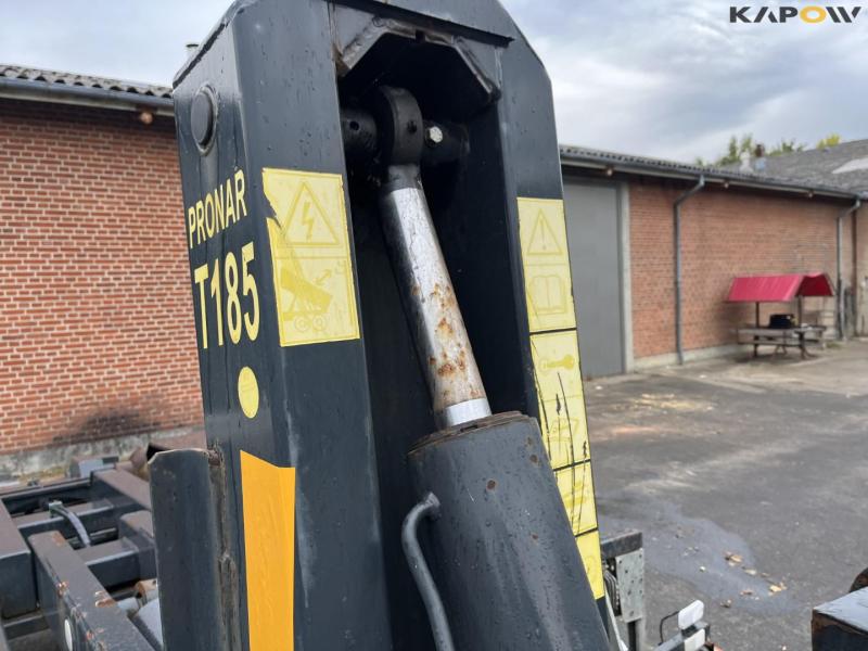 Pronar T185 hook lift truck 13
