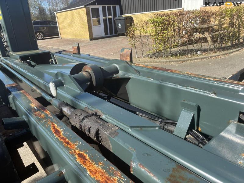 Pronar T285 hooklift truck 42