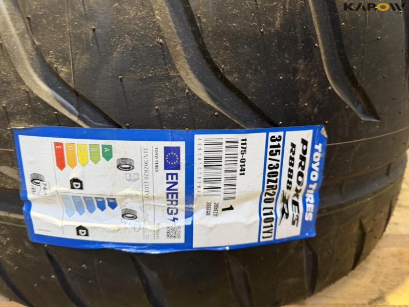 Proxes 315/30-R20 tires - new 8