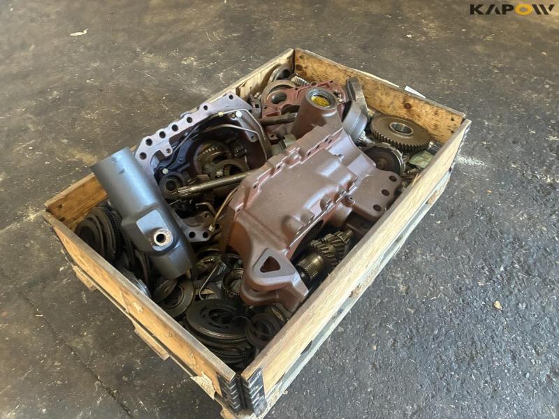 PTO housings and gears for Valtra 1