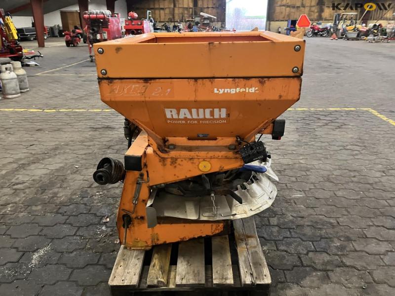 Rauch AXEO 2.1 salt spreader 4
