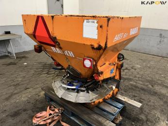 Rauch AXEO 6.1 salt spreader