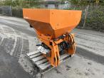 Rauch Axeo 6.1 salt spreader 3