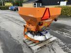 Rauch Axeo 6.1 salt spreader 7