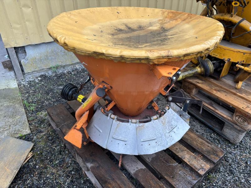 Rauch SA 121R Type 1 salt spreader 5