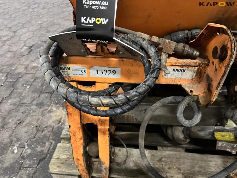 Rauck AXEO 6.1 salt spreader 15