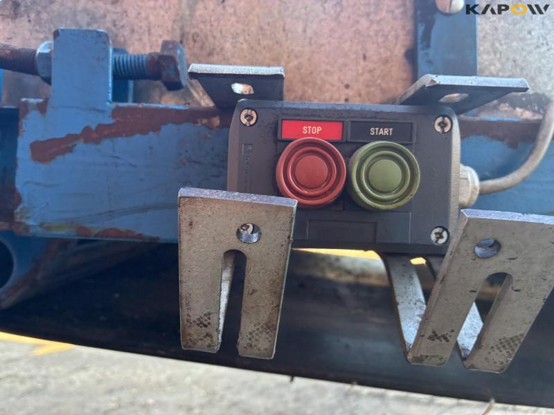 Record swing kart conveyor belt 33