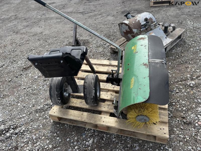 Tools for tool carrier 6