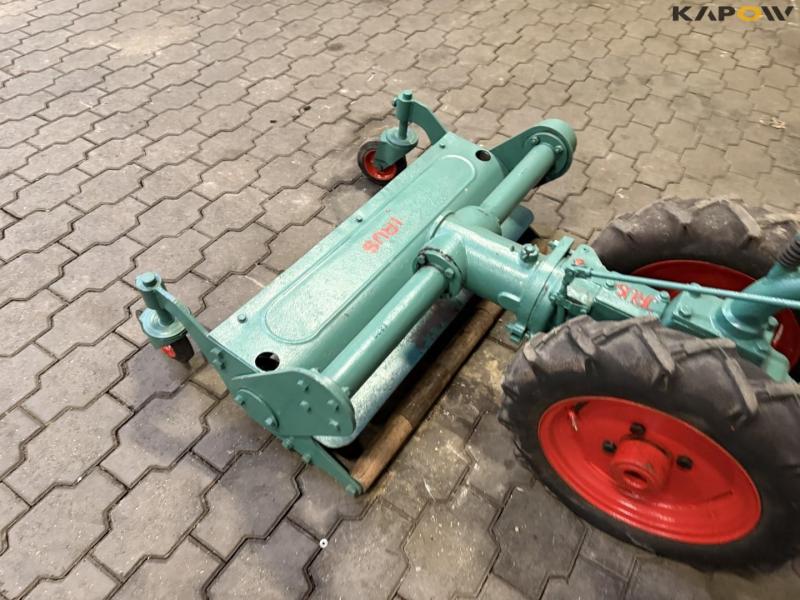 Tool carrier with cylinder mower 9