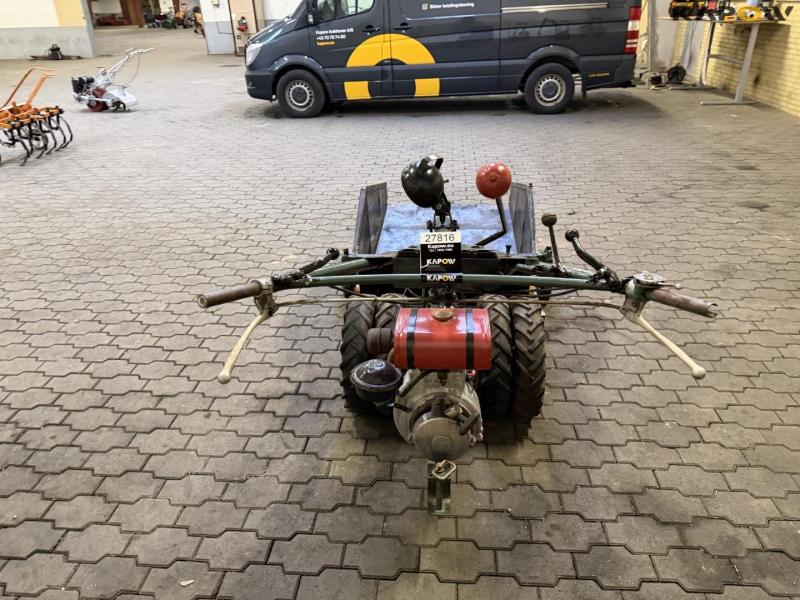 Tool carrier with platform 6