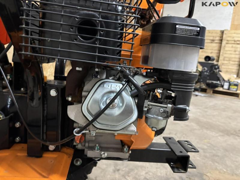 Tool carrier with tiller 17