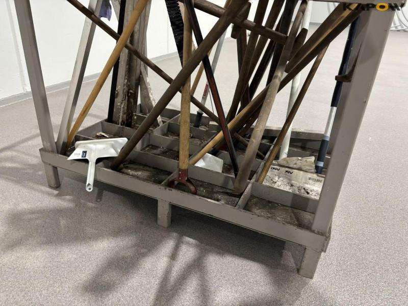 Tool holder with contents 10