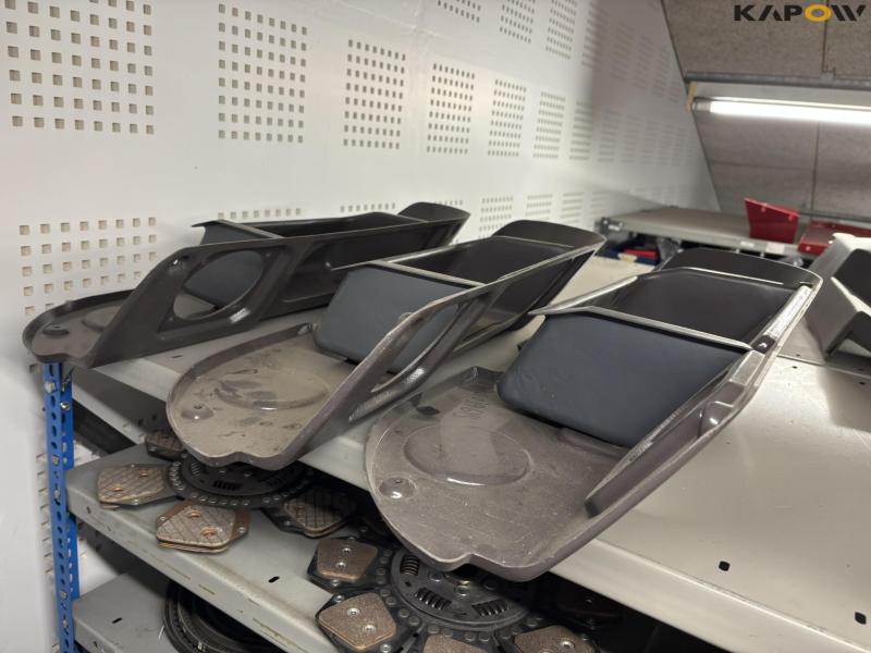 Renault/Claas spare parts - new 5