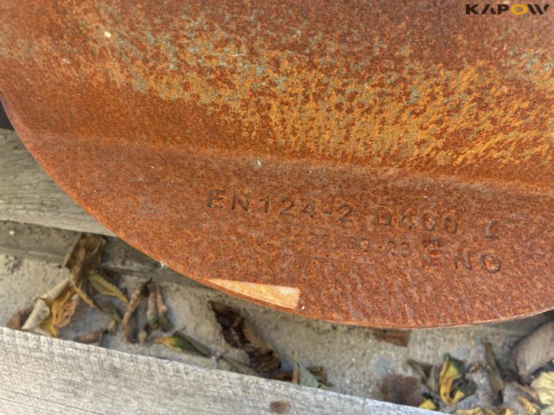 Gully drain components and flushing chambers 75