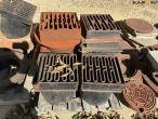Gully drain components and flushing chambers 66