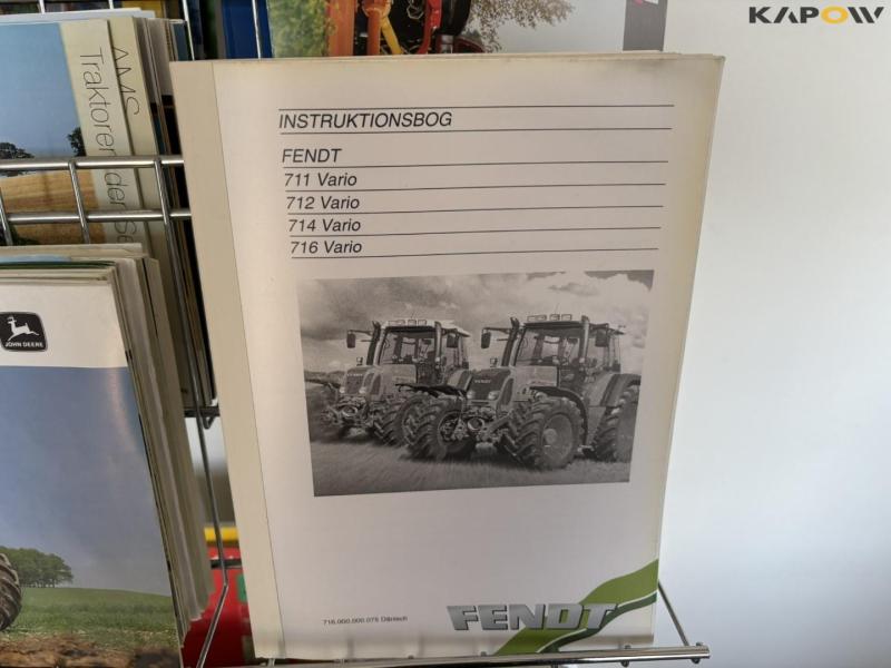 Bookshelf with instruction books 11