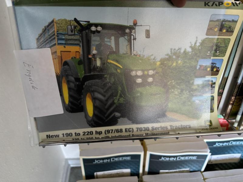 Bookshelf with instruction books 18