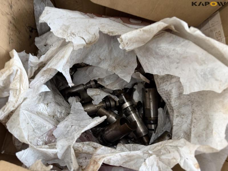 Spare parts for commins 903 engine 32