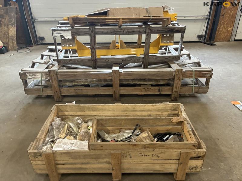 Spare parts for New Holland 1