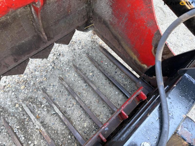 Ri-Mach easy-cut block cutter with Euro hitch 16