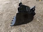 Screening bucket with Beco hitch 8