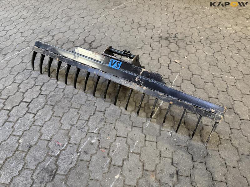 Rake with Hydrema hitch 1