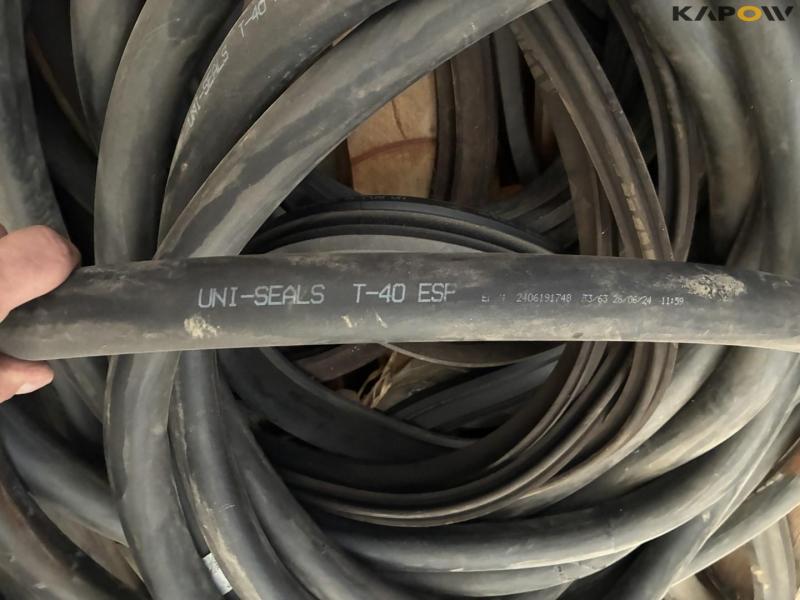 Pipe gaskets and sealing strips 24