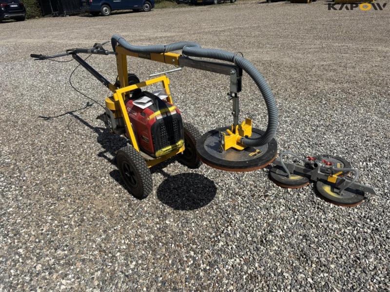 Rollovac 200 tile lifter 3