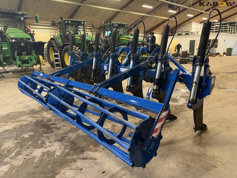 Rolmako cultivator with soil packer 4
