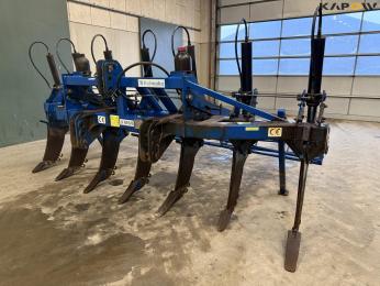 Rolmako cultivator with soil packer