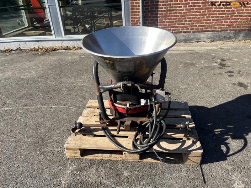 Rondini salt spreader 2