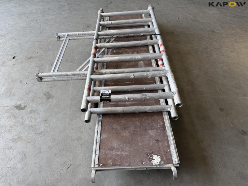 Mobile scaffolding 8