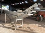 Stainless steel conveyor belt with waterproof bottom 3