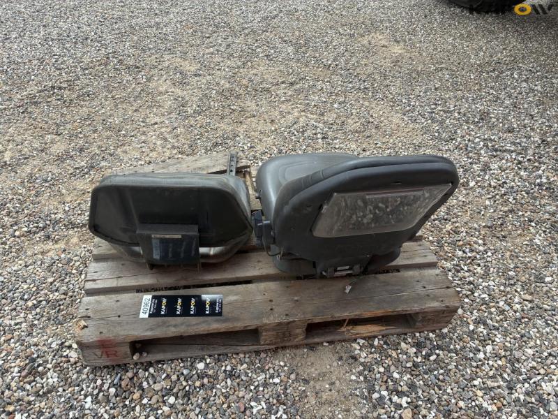 Seats - 2 pcs. 4