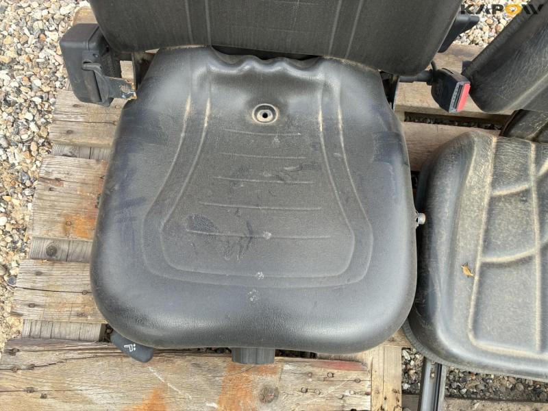 Seats - 2 pcs. 7