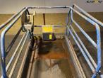 Scissor lift 16