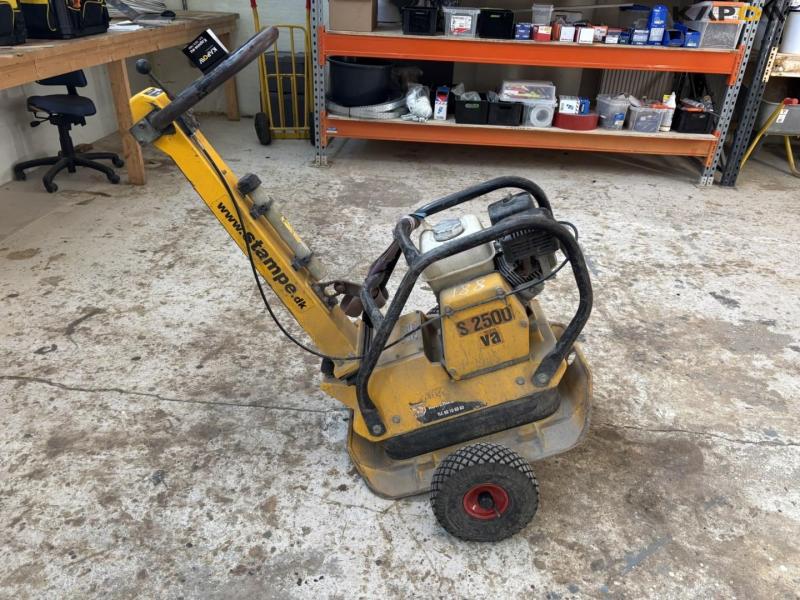 Samac S2500 VAB plate vibrator 3