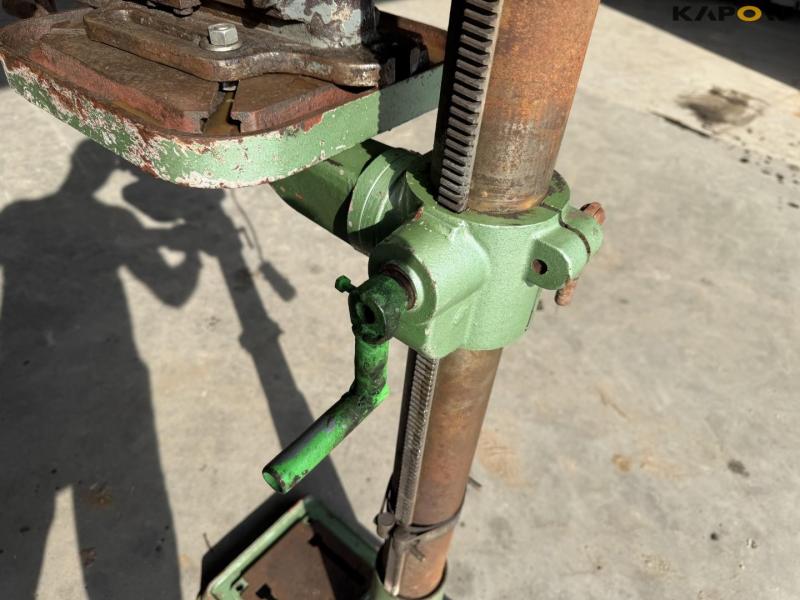Samson DPFC-17-12 pillar drill 19