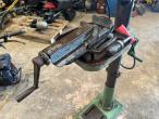 Samson DPFC-17-12 pillar drill 6