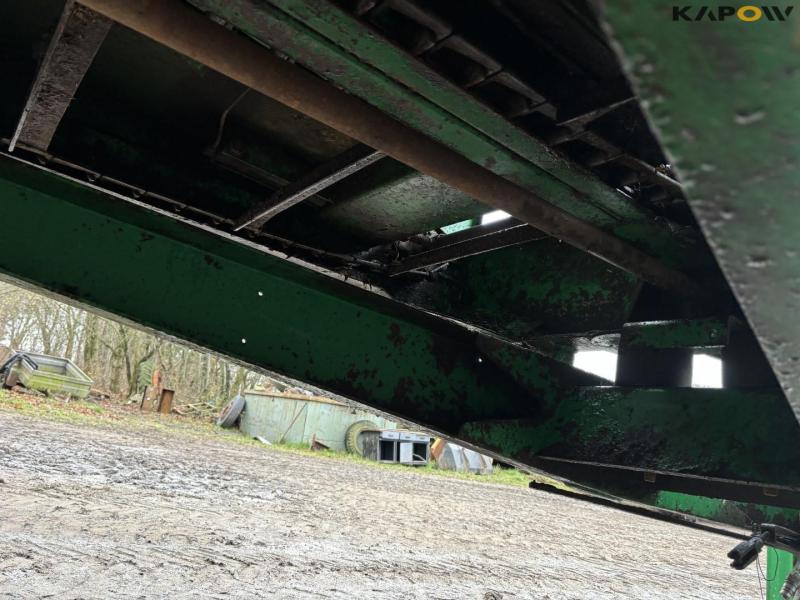 Samson Flex 16 fertilizer spreader 17