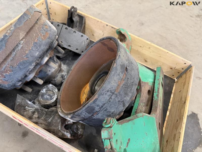 Samson slurry tanker brakes and lift arms 12