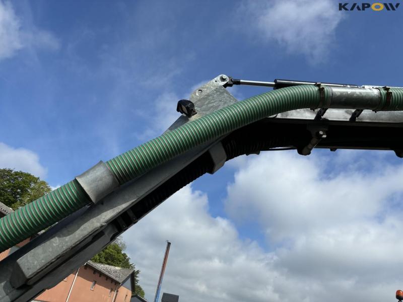 Samson PG 25 slurry tanker with 24 meter boom 67