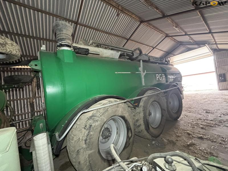 Samson PG II 27 with 24 meter hose boom 5