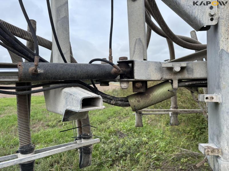 Samson PG II 27 with 24 meter hose boom 111
