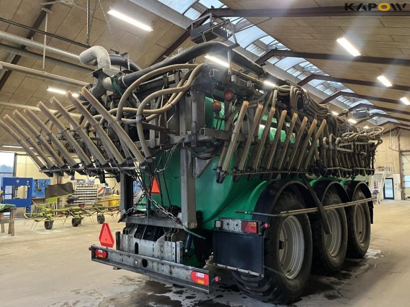 Samson PG25 slurry tanker without hose boom 4