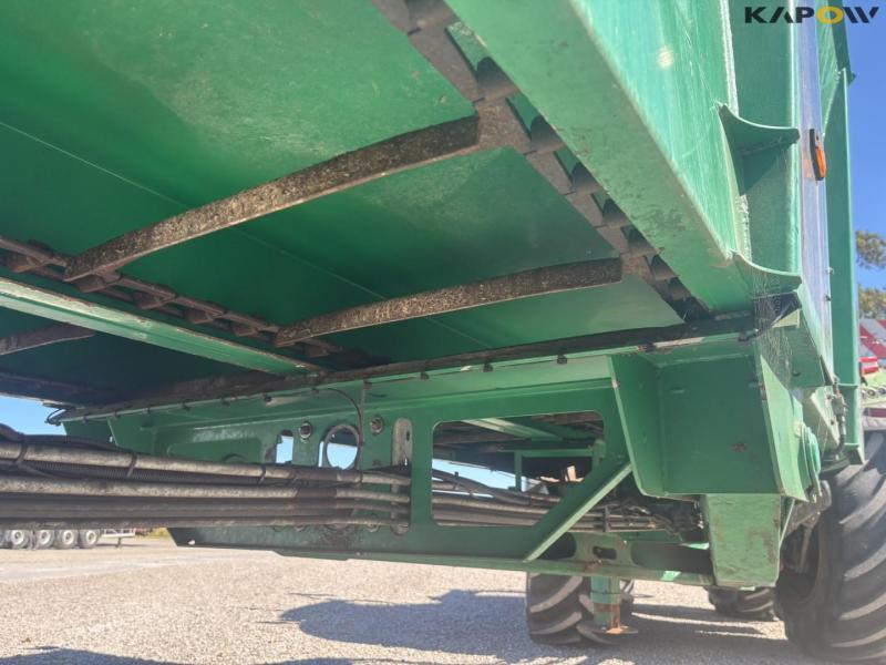 Samson SPE 21 manure spreader 31